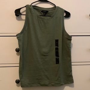 Women’s Bananna Republic green tank top